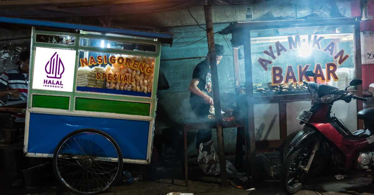 8-Alasan-Bisnis-Kaki-Lima-Perlu-Memasang-Logo-Halal-MUI- Sucofindo